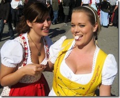 oktoberfest-girls-cleavage-boobs-6