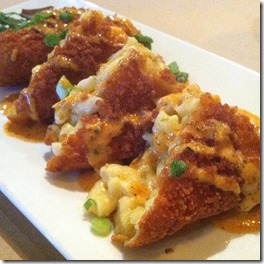 Deep-Fried-Macaroni-Cheese-with-a-Chipotle-Bacon-Garlic-Aioli