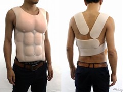 Guys-If-Youve-Been-Slacking-Off-At-The-Gym-You-Can-Just-Buy-This-Fake-Torso-600x450