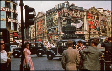 Piccadilly-Circus-II-520x332