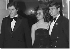 Hillary-Bill-governors-wh-dinner-AP-1979-540x378