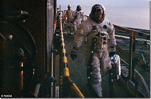 apollo11walk