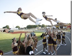 cheerleaders_11382090_8col