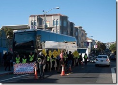 google_bus_protest.jpg.CROP.promo-mediumlarge