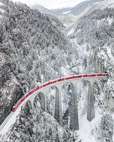 20250517-redtrain.jpg
