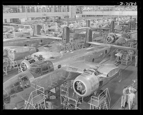 20260814-B25assemblyInglewoodCA1942.jpg