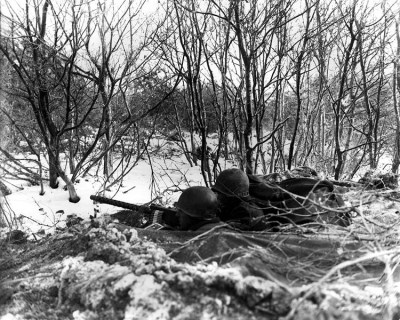 750px-45th_Division_roadblock,_Battle_of_the_Bulge.jpg