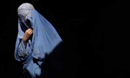 A-burqa-clad-Afgha.jpg