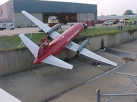 Airplane-crash-documentation-5.jpg