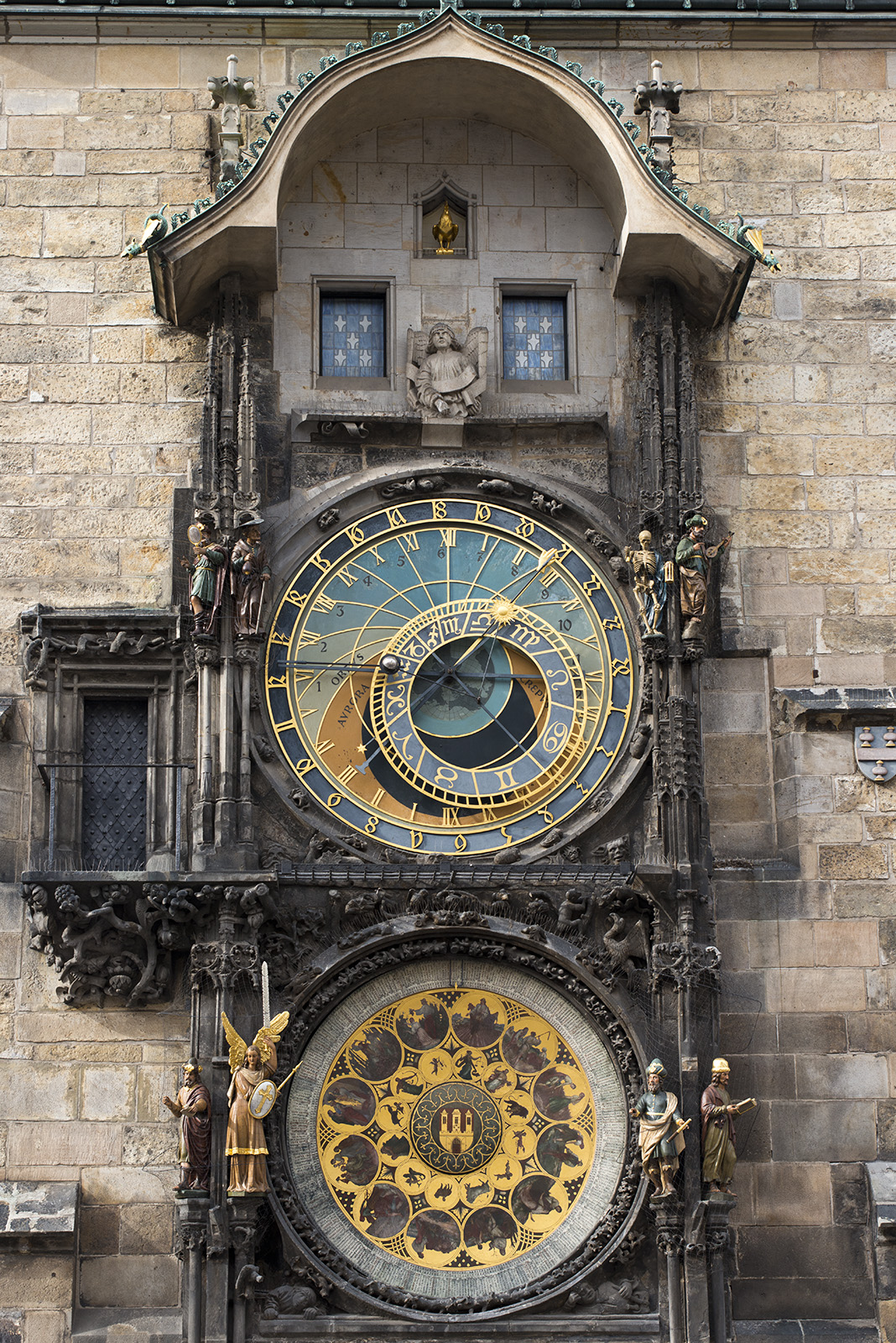 Astronomical_Clock_(8341899828).jpg