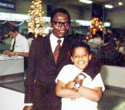 Barack_Obama_Sr_poses_with_his_son_young_President_Barak_Obama_in_the_Honolulu_airport.jpg