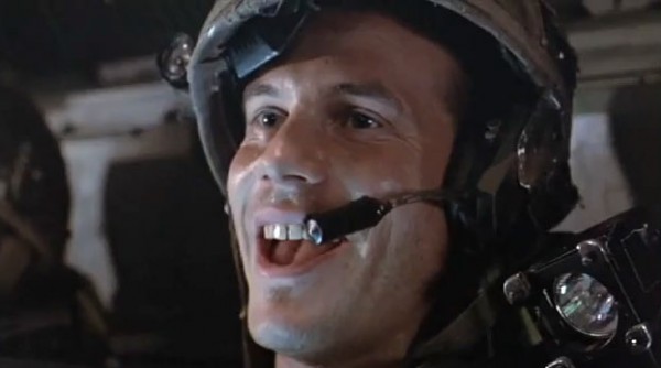 Bill-Paxton-Aliens-600x334.jpg