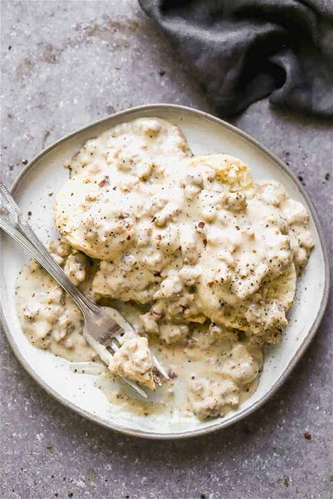 Biscuitsgravy55.jpg