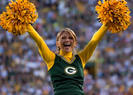 Green_Bay_Packers_Cheerleader_4.jpg