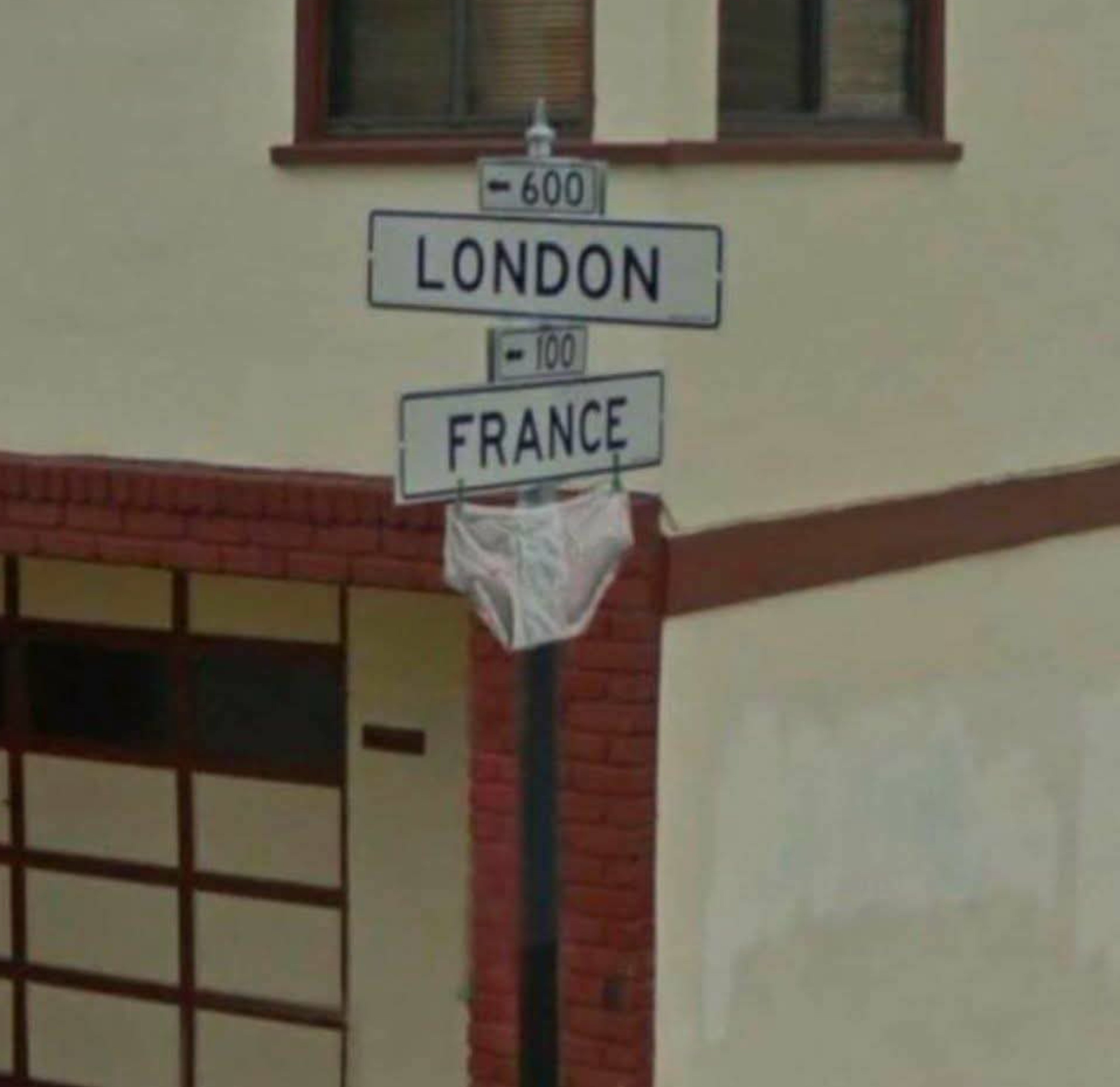 HTQSbhMWkAA_yRP.jpg