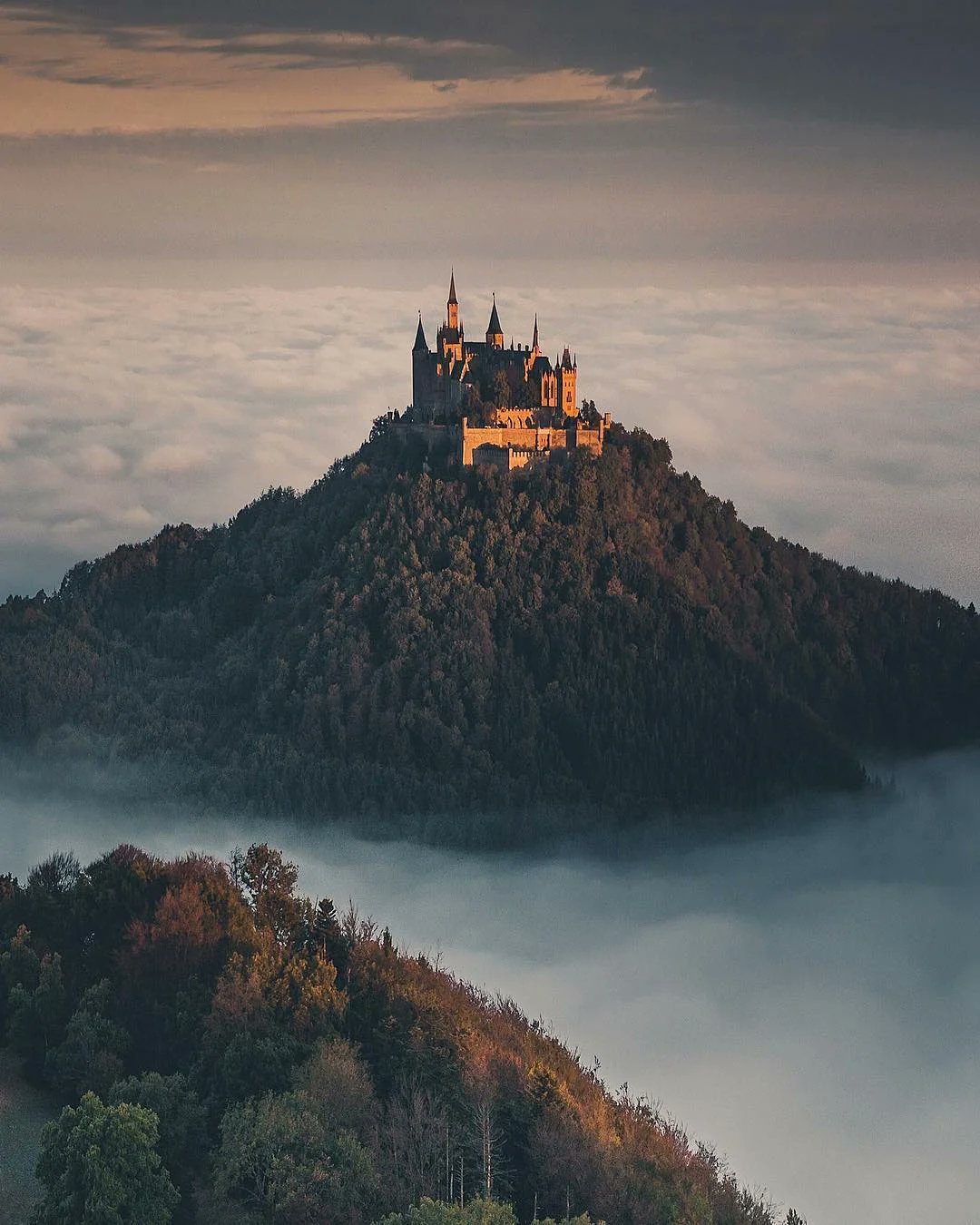 HohenzollernCastleGermany11thcCrebuilt1850s.jpg