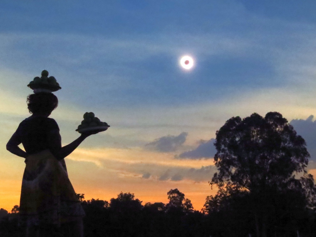 Janne-PyykkAp-Total-solar-eclipse-in-Gulu-Uganda-1024x768-2013-11-03_1383501447.jpg