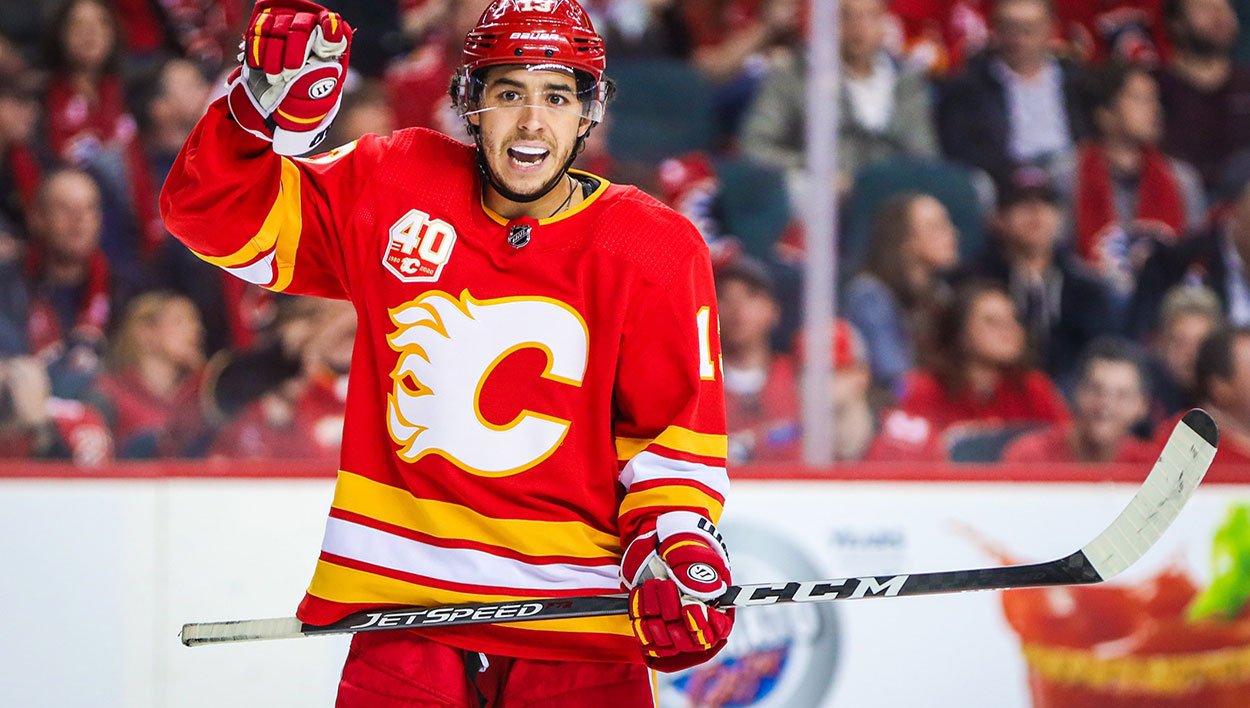 Johnny-Gaudreau-657353586.jpg