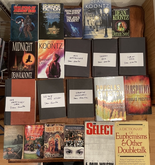 Library-Book-Sale-241122.JPG