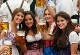 Oktoberfest-56.jpg