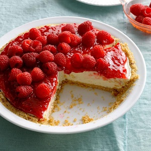 Raspberry-Cream-Pie.jpg