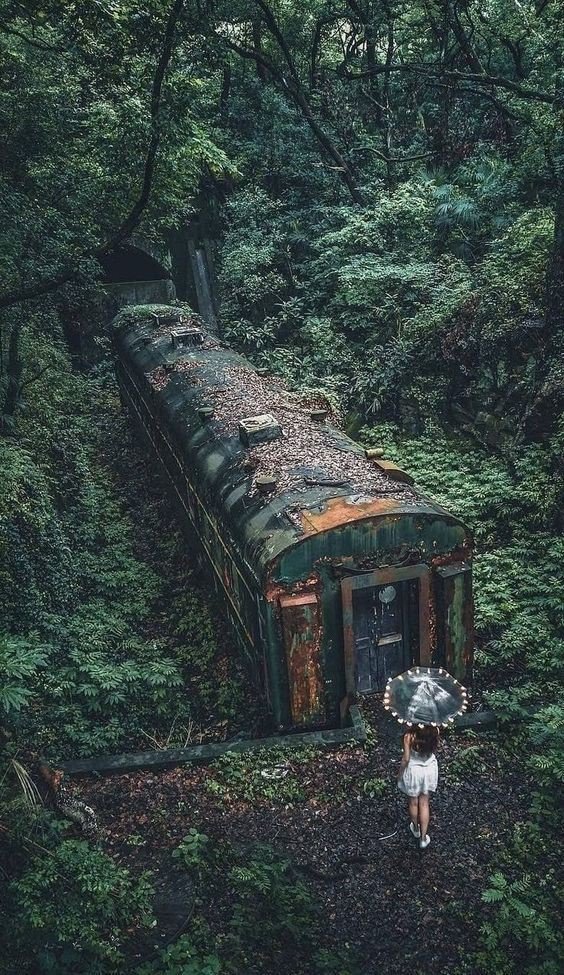 abandonedtraincar.jpg