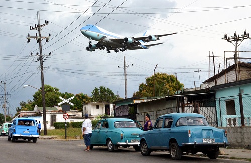 airforce1inhavana_sm.jpg