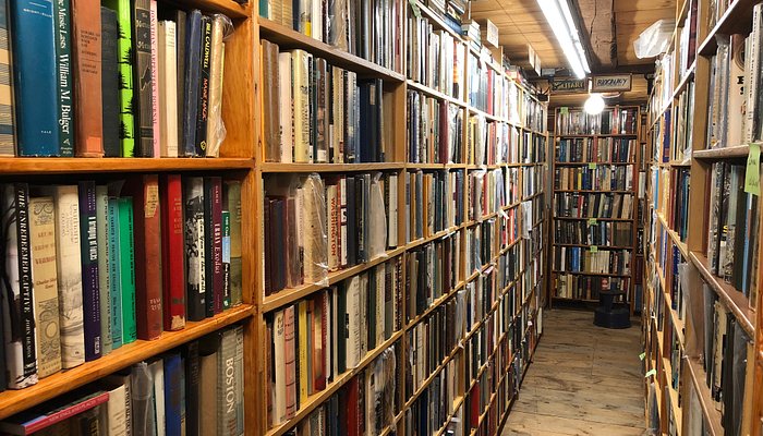 aisle-six.jpg