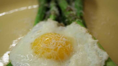 asparagus-with-eggs.jpg