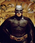 batman_begins_big_051018100848275_wideweb__300x371,1.jpg