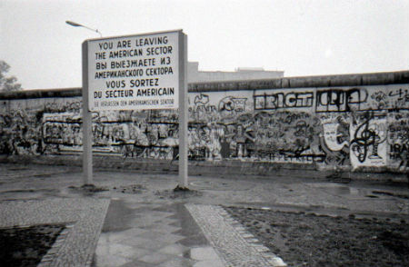 berlin-wall.jpg