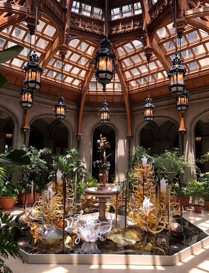 biltmorechihuly3.jpg