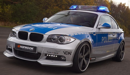 bmw123d_police.jpg