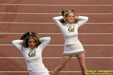 cal20bears20cheerleaders20at20uw_st.jpg