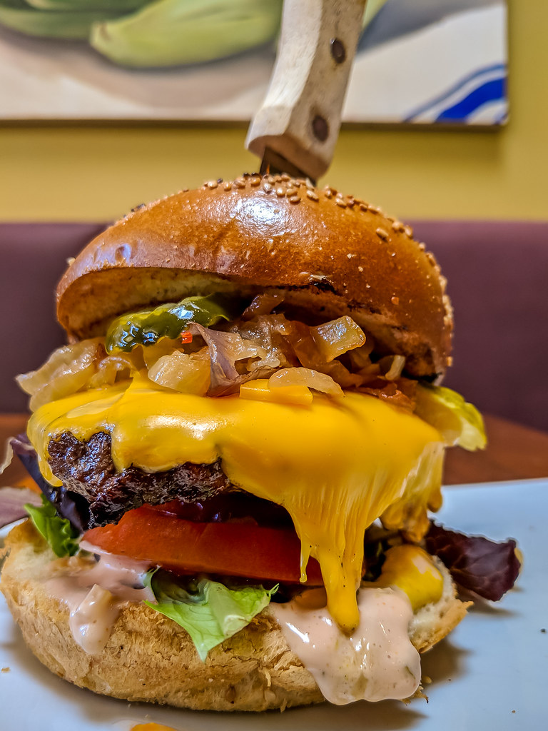 cheeseburger57.jpg