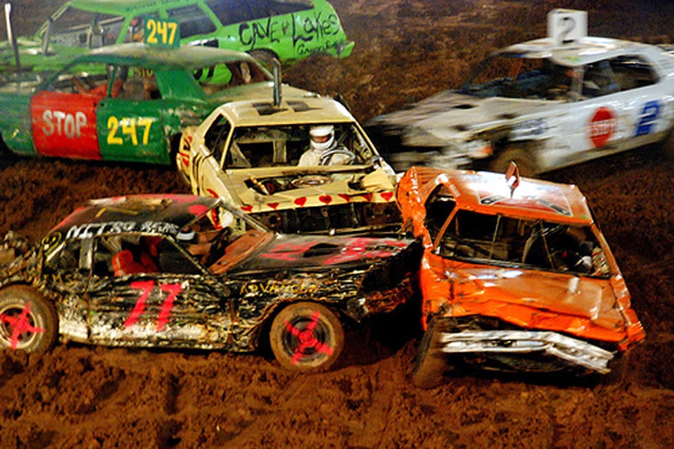 Гонки на выживание Demolition Derby