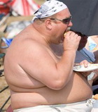 fat-guy-eating-a-sandwich-189x214.jpg
