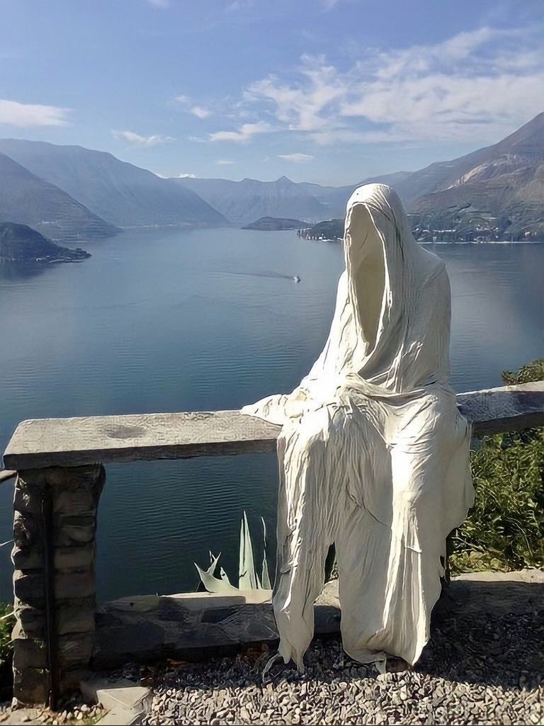 ghostsculptureatcastleatvezioitaly.jpg