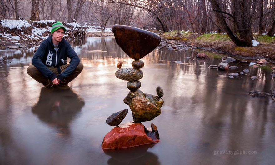 gravity-stone-balancing-michael-grab-1.jpg