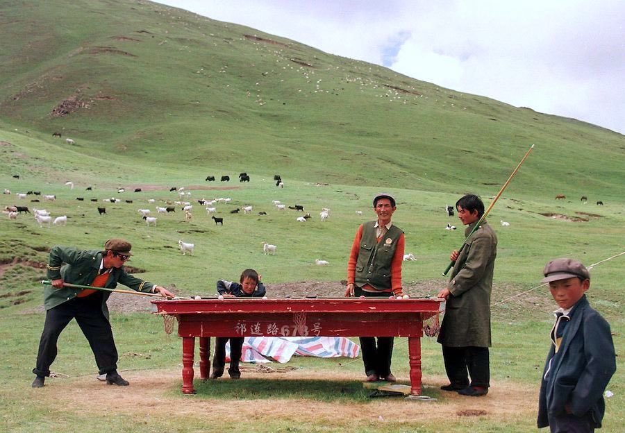 herdersplayingbilliards.jpg
