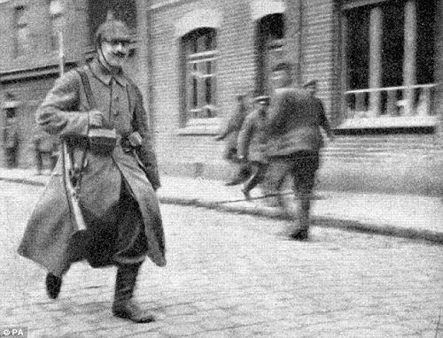 hitler1914_sm.jpg