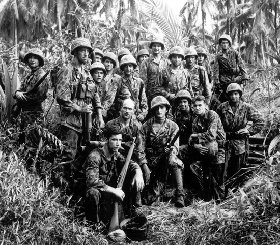 marine_raiders_bougainville_Jan_1944.jpg