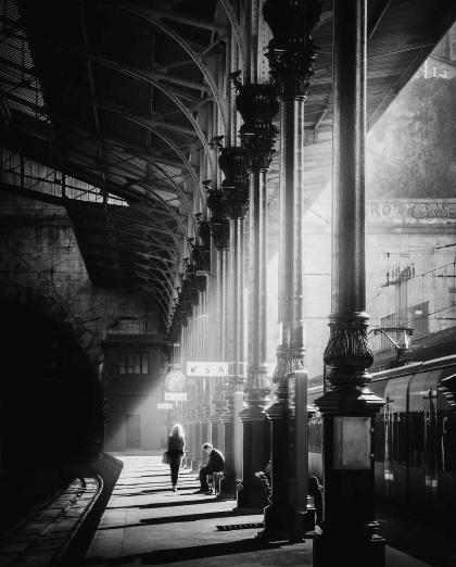 monochrometrainstation.jpg