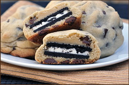 oreo-stuffed-chocolate-chip-cookie-recipe-21499-1301016853-36.jpg