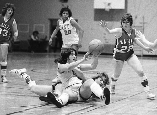 palin-hoops-630x463.jpg