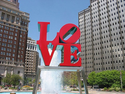 philadelphia-love-statue.jpg