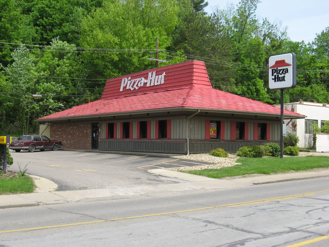 pizzahutold.jpg