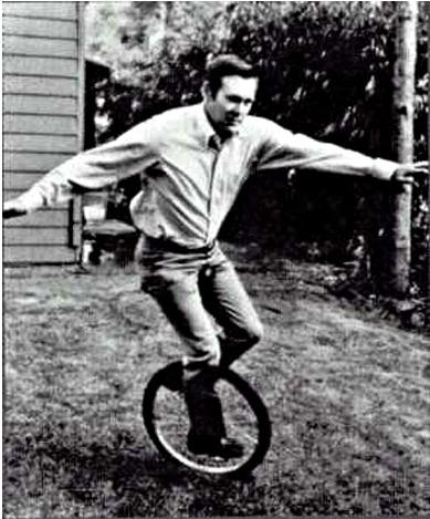 rumsfeld-on-a-unicycle-12027-1282080184-1.jpg