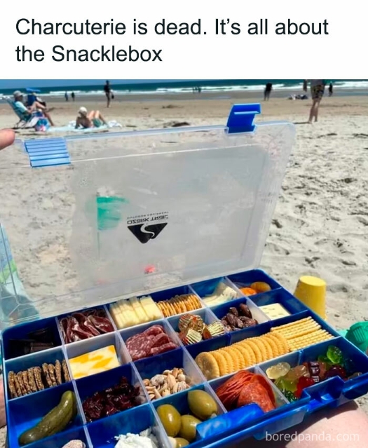 snacklebox26.jpg