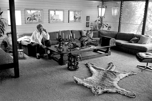 steve_mcqueen_living_room_1963.jpg